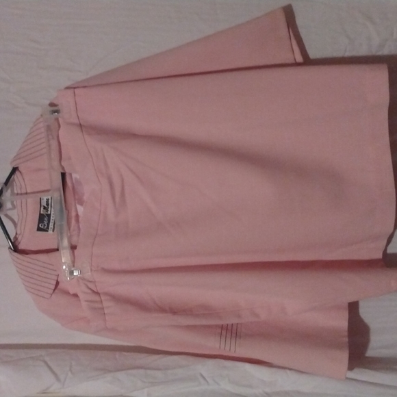 Pink Skirt / Jacket Suit - Picture 4 of 6
